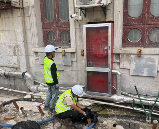 捷敖贝现场施工