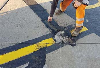 路面使用寿命缩短